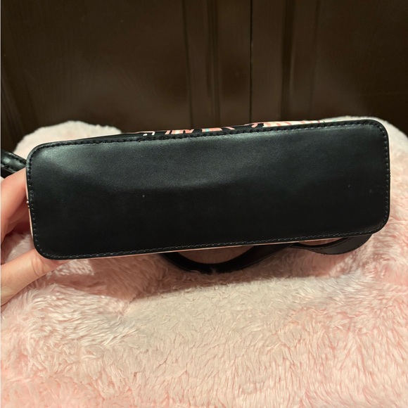 Kate Spade NWOT Mini Pippa Feather Crossbody Bag - Picture 4 of 9